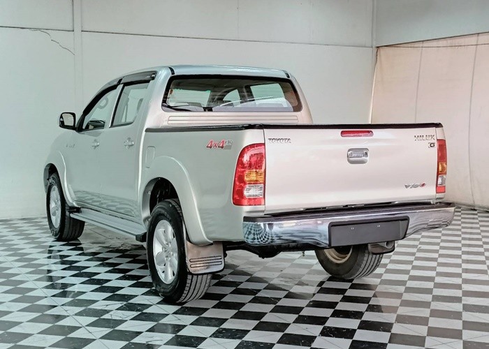 Used 11
                    TOYOTA
                     for Sale Image