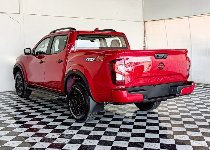 Used 1
                    NISSAN
                     for Sale Image