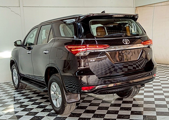 Used 12
                    TOYOTA
                     for Sale Image