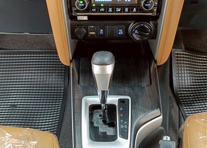 Used 12
                    TOYOTA
                     for Sale Image