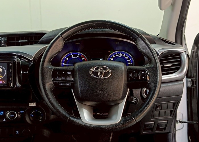 Used 11
                    TOYOTA
                     for Sale Image