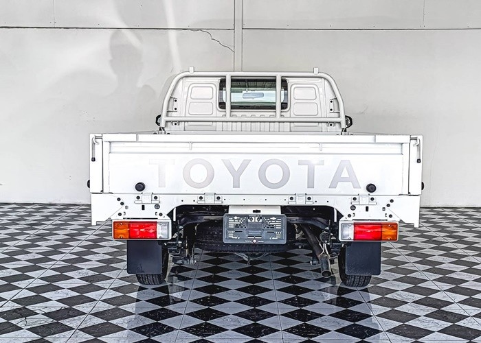 Used 1
                    TOYOTA
                     for Sale Image