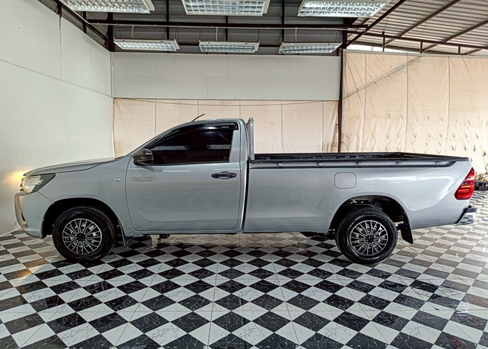 Used 7
                    TOYOTA
                     for Sale Image