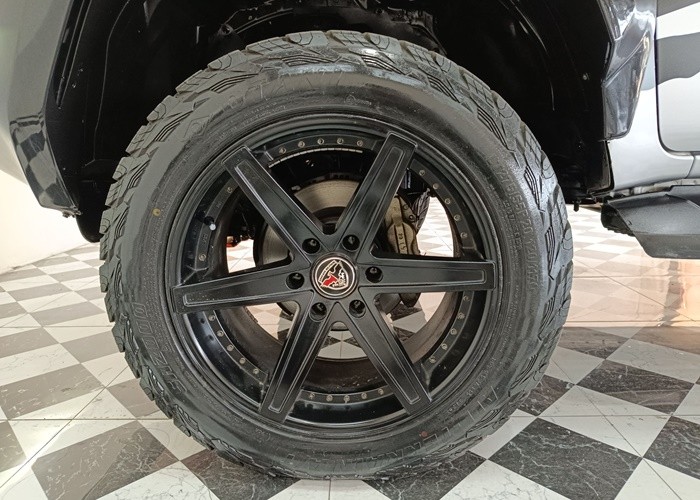 Used 10
                    TOYOTA
                     for Sale Image