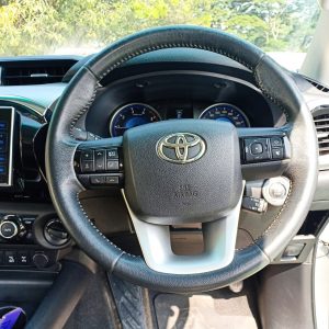 HILUX REVO BASIC VERSION